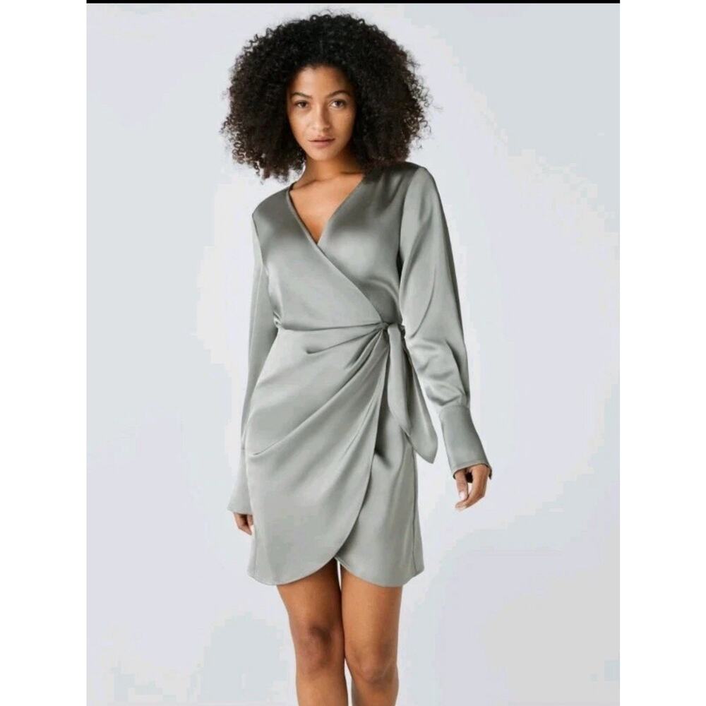 Halara XS Silver Wrap Tie Dress Long Sleeve New Mini Length Gray Satin